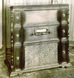 Hi Fi Chest